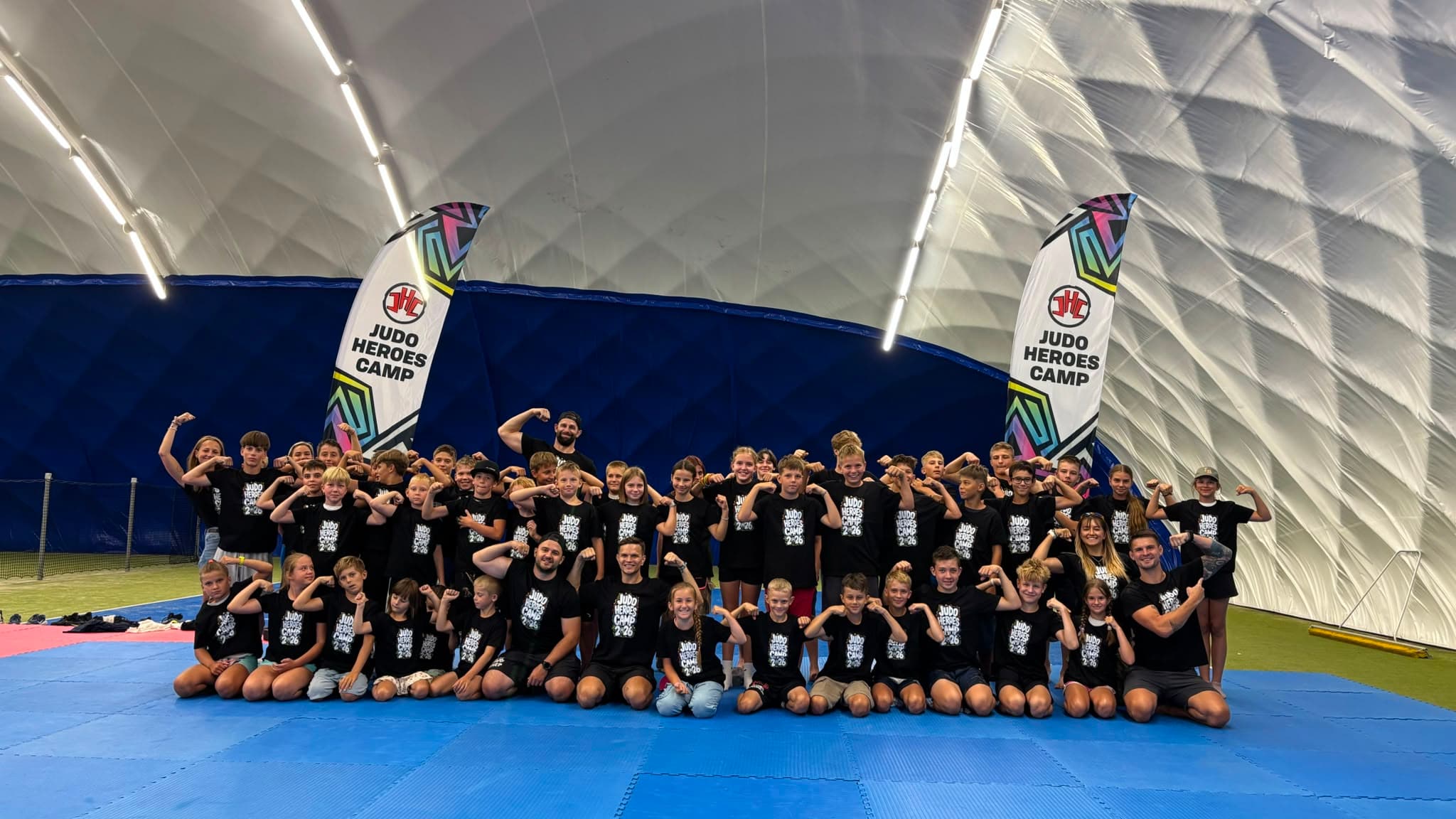 Skupinová fotka z JHC 2026